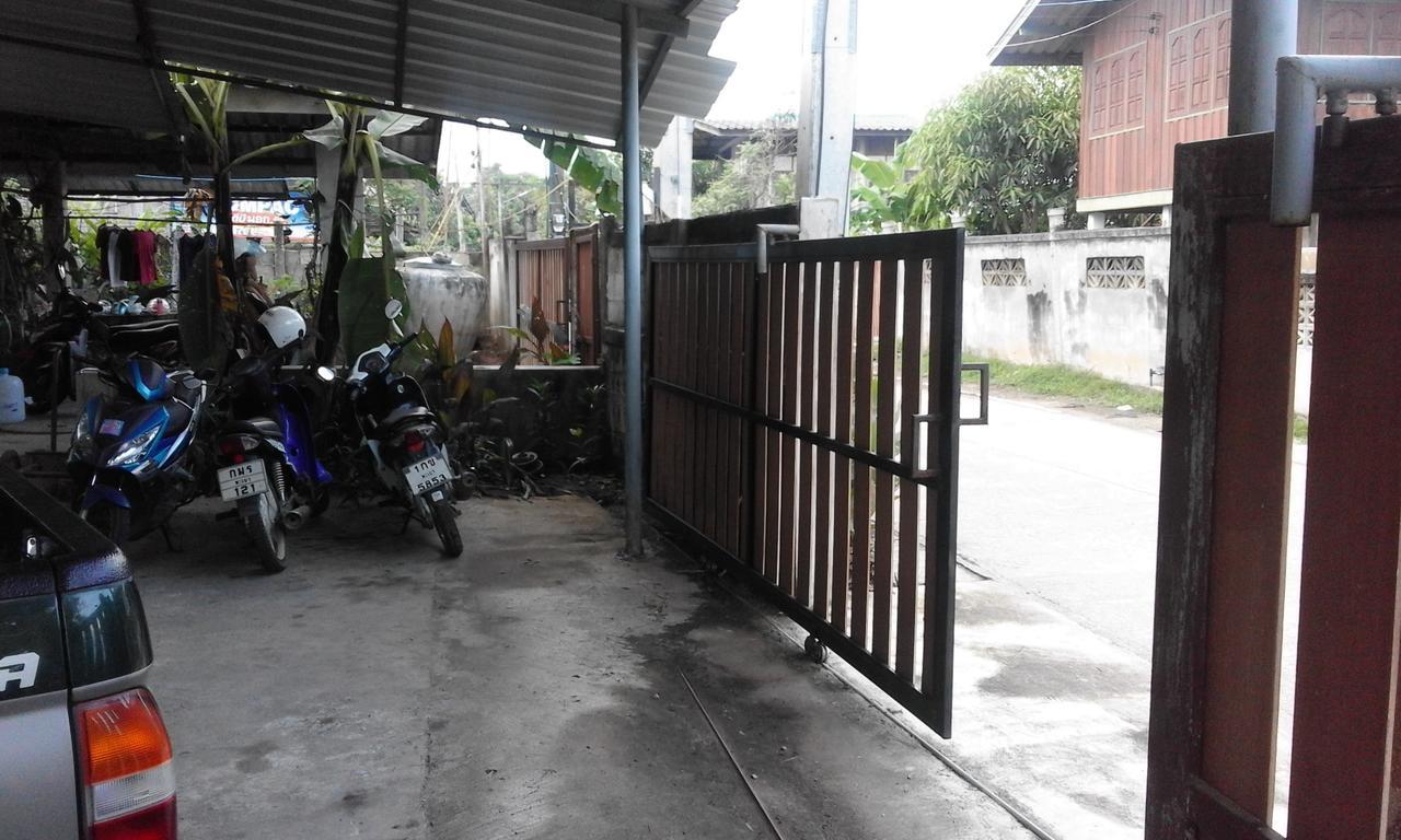 Cheap Sleep Apartment Phayao Exterior foto